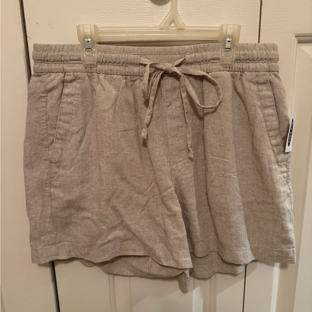 Women’s linen shorts